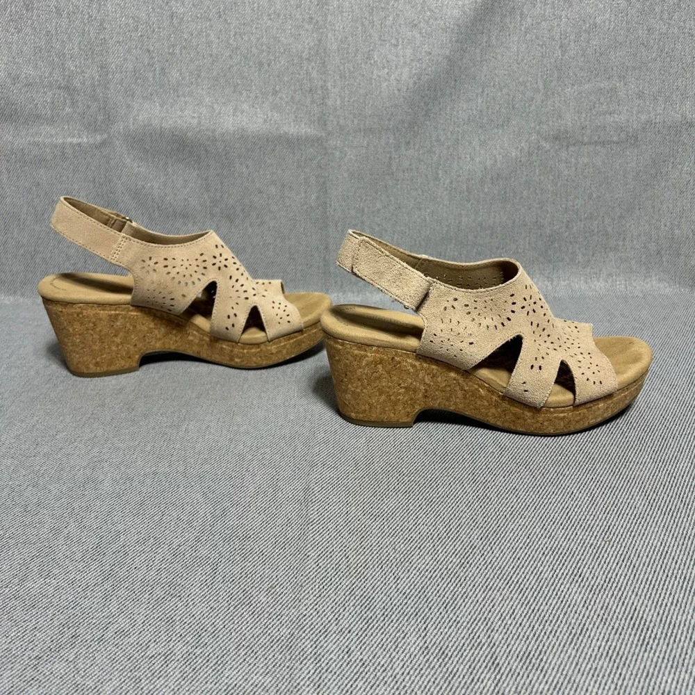 Clarks Women Suede Perforated Wedge Sandals Size 9 Tan Cork Slingback
